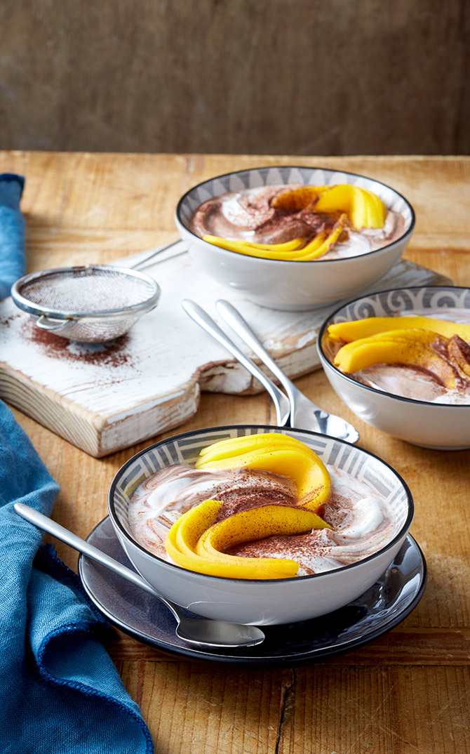 Low Carb Schokoladencreme mit Mango